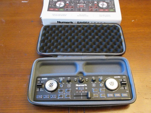 Numark dj2go2 touch - numark, controller