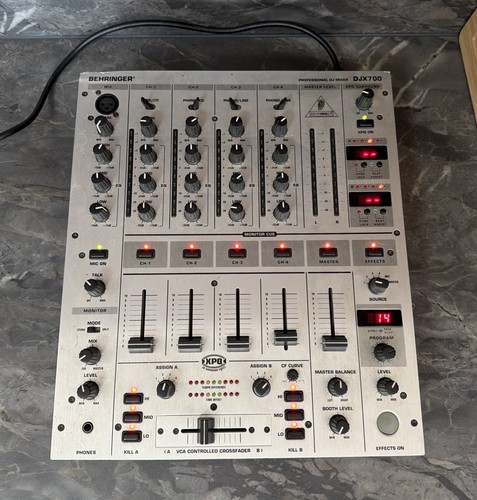 Behringer djx700 mixer - mixer, dj